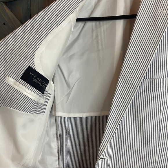 Pinstripe White and Blue Sport Coat Size 40R The Men’s Store Bloomingdale’s NWOT - Picture 5 of 6